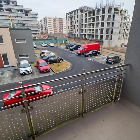 Thomas-Apartments *